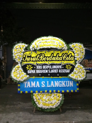 Papan Bunga Duka di Alemsom