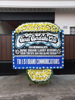 Papan Bunga Duka di Alemsom